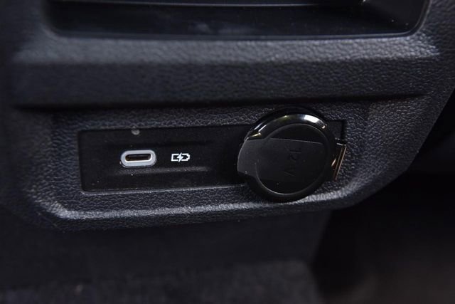 Used 2024 Volkswagen Tiguan SE R-Line AWD/4WD image 26