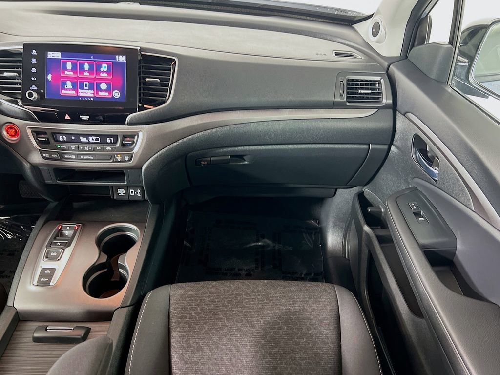 Used 2023 Honda Ridgeline Sport image 21