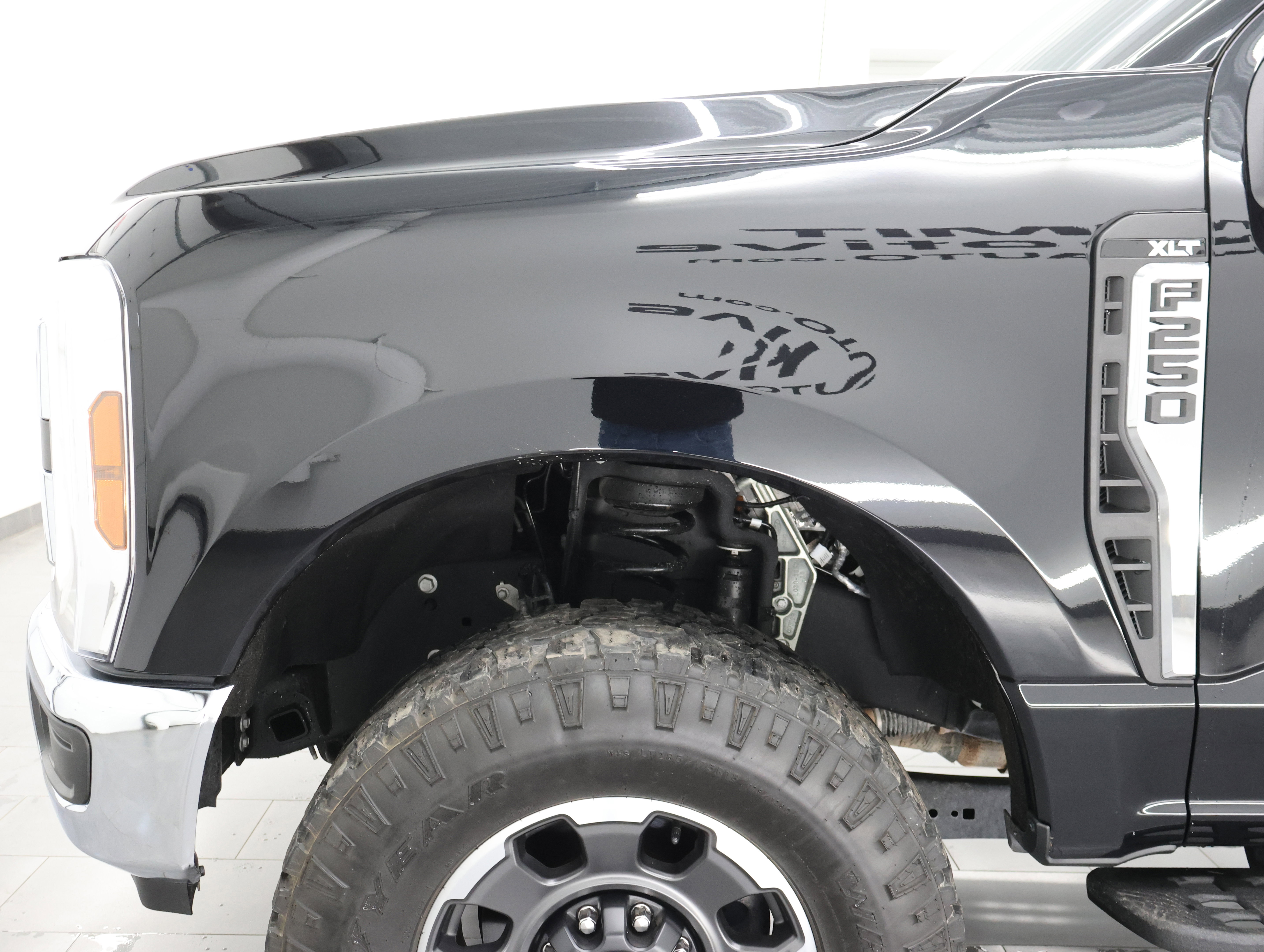 Used 2024 Ford F250 XLT w/ Tremor Off-Road Package image 30