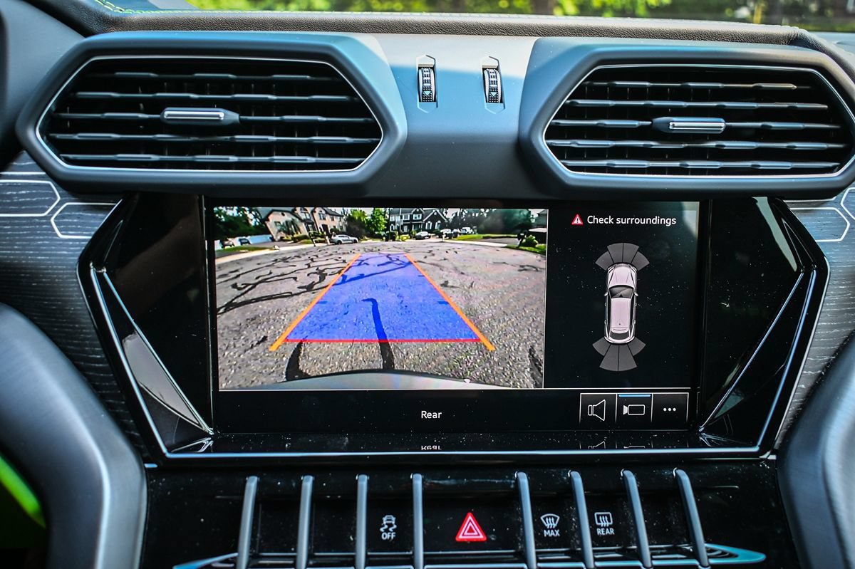 Used 2024 Lamborghini Urus S AWD/4WD image 15