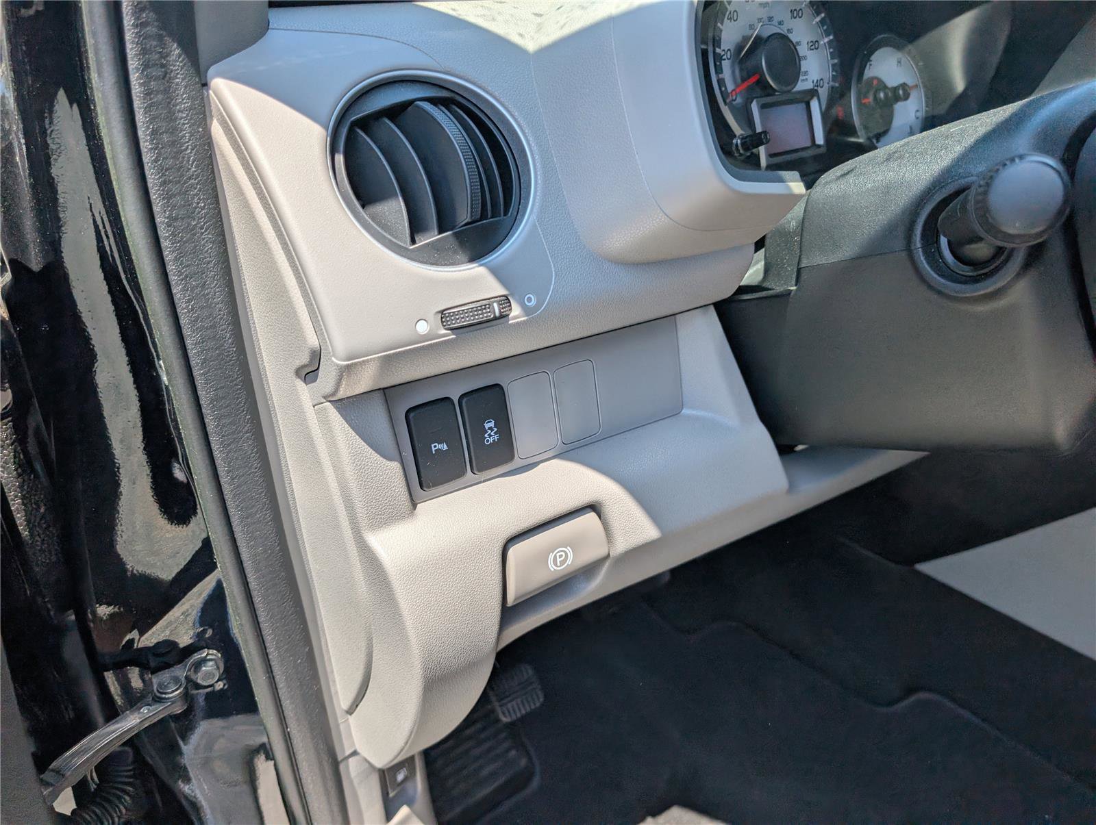 Used 2015 Honda Pilot Touring image 26