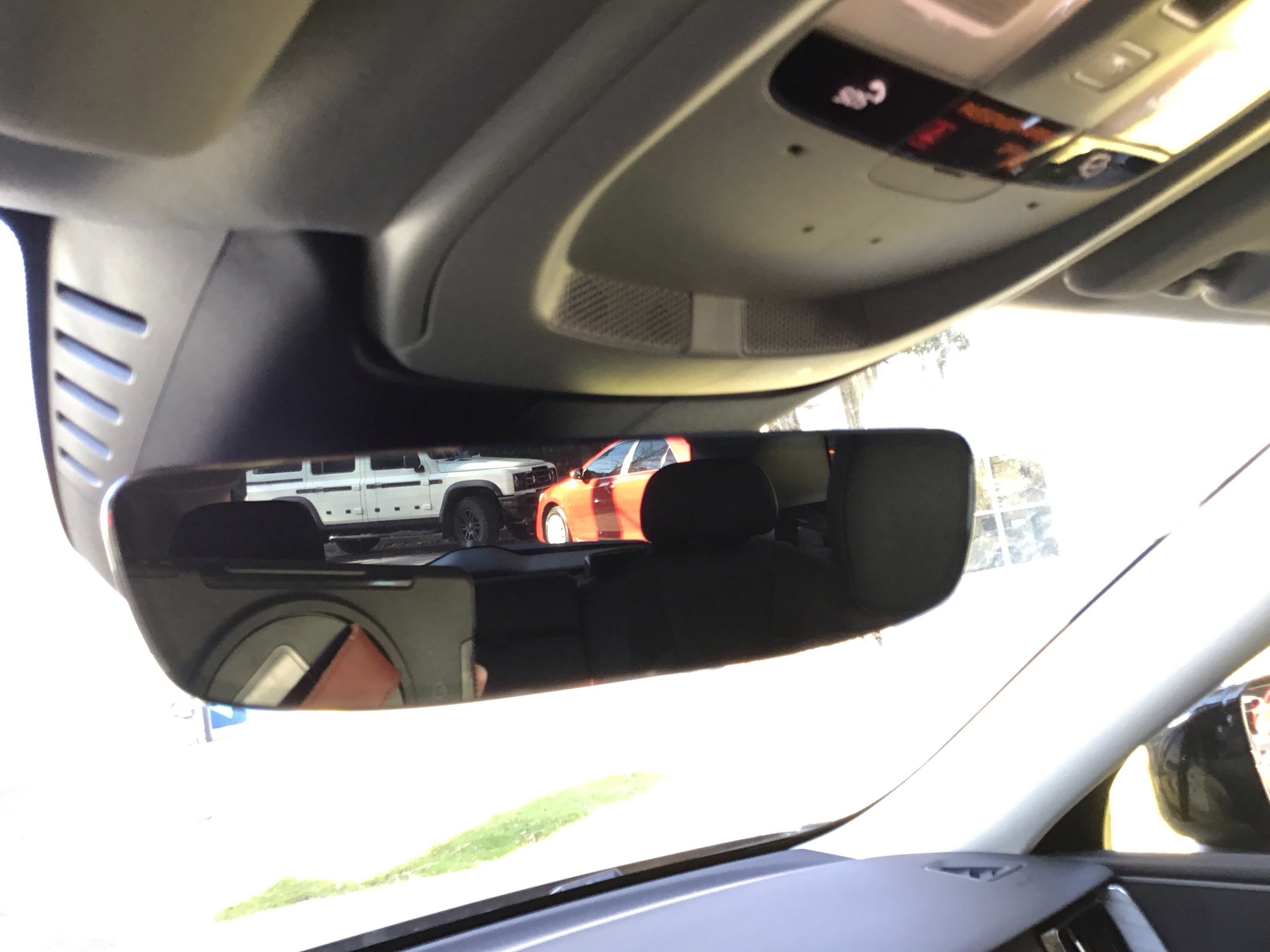 Certified 2025 Volvo XC60 B5 Plus image 26