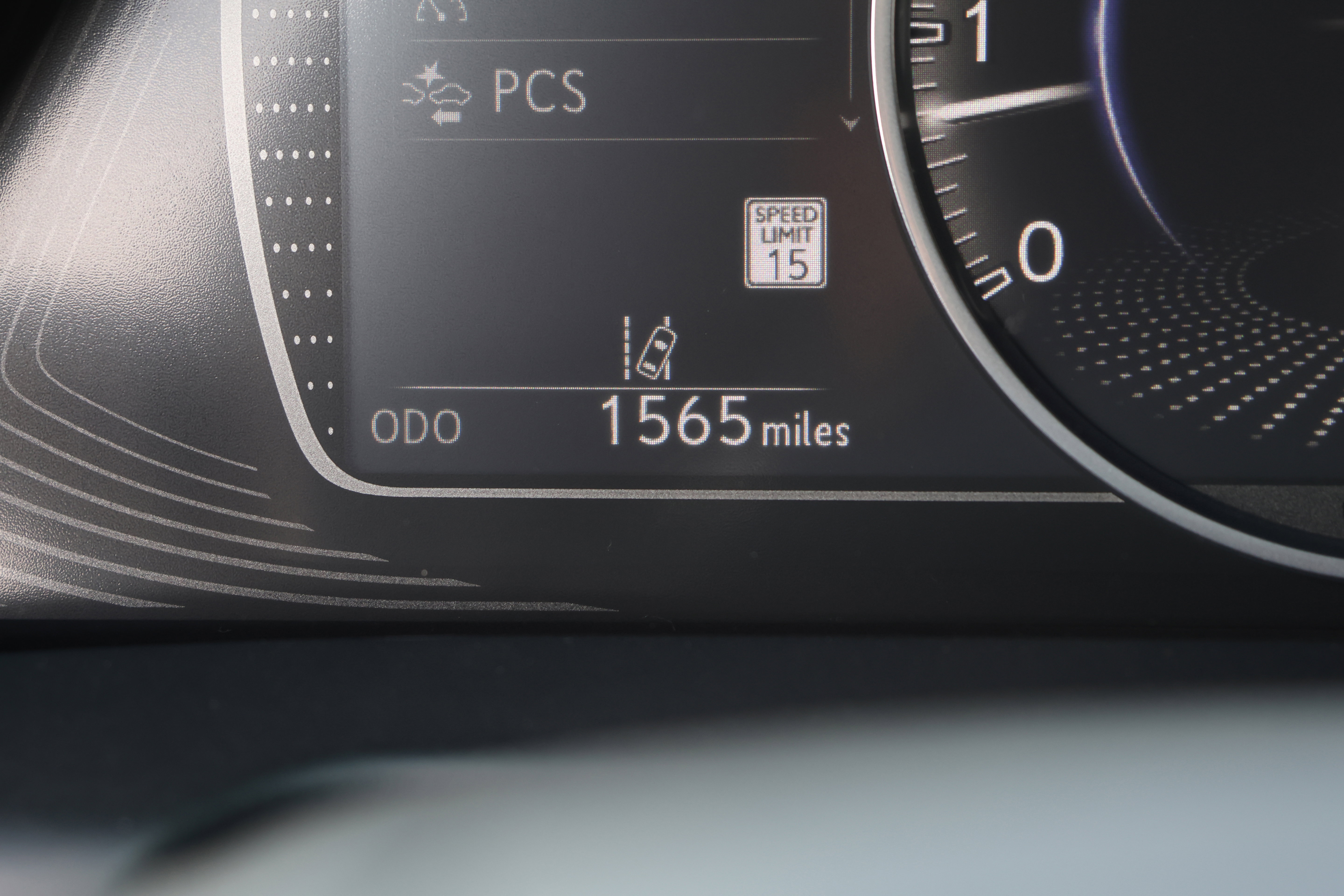 Used 2025 Lexus ES 350 w/ Premium Package image 19