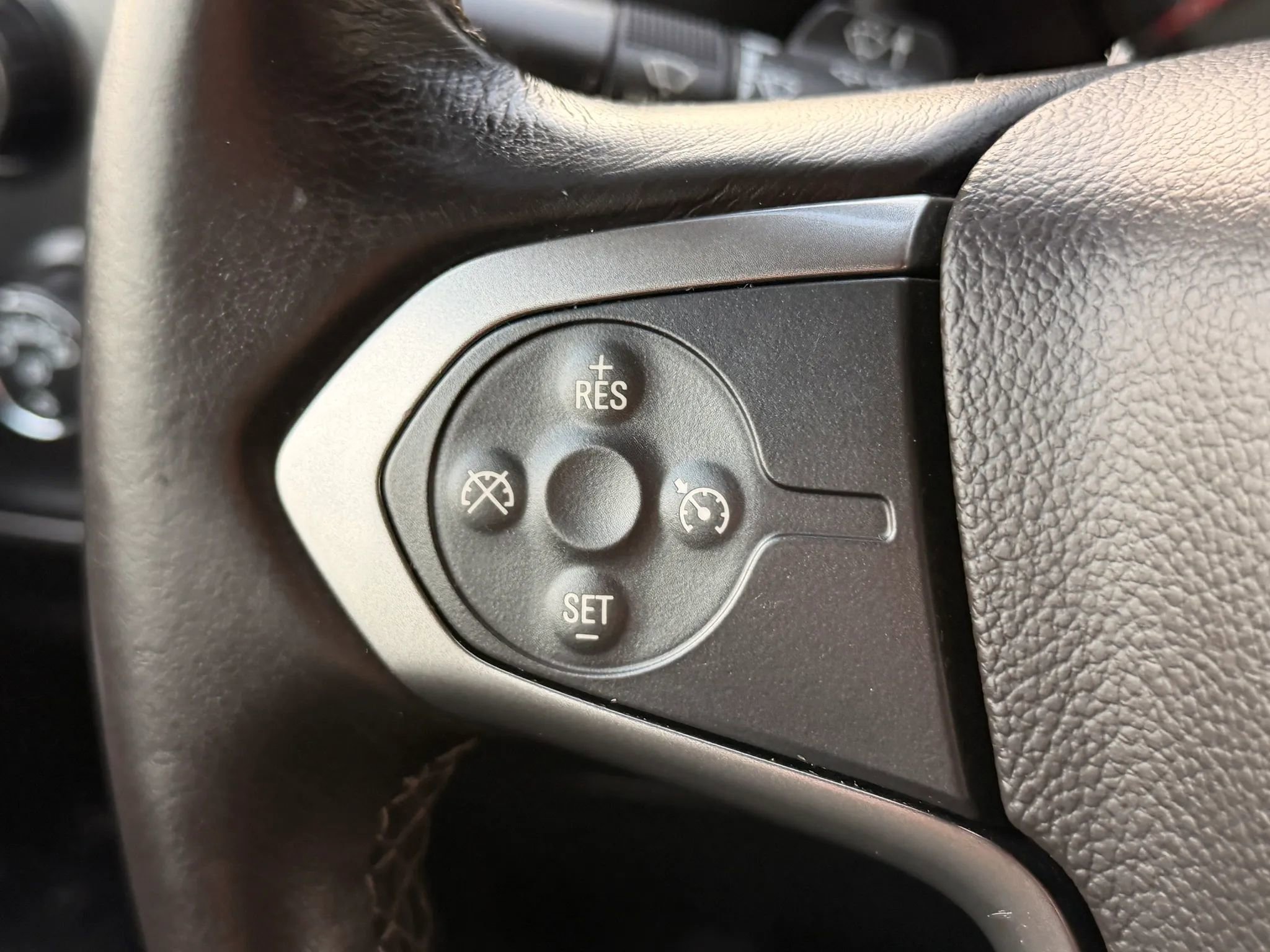 Used 2015 Chevrolet Silverado 1500 LT w/ All Star Edition AWD/4WD image 34