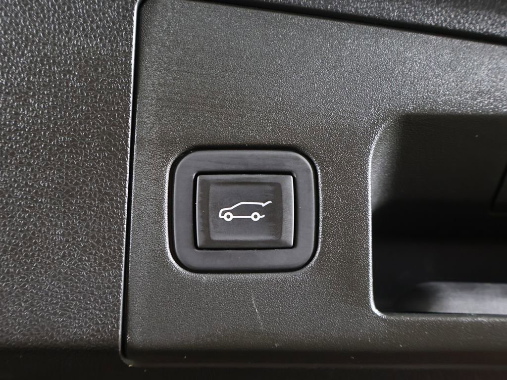 Used 2024 Cadillac XT4 Luxury image 22