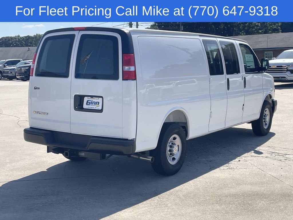 New 2026 Chevrolet Express 3500 Extended w/ Driver Convenience Package RWD image 4