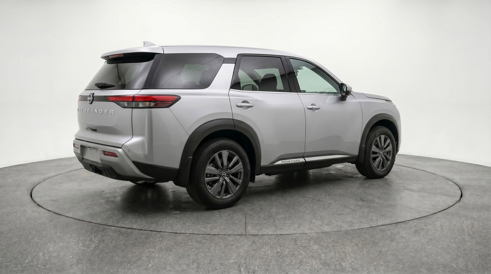 Used 2025 Nissan Pathfinder SV FWD image 9