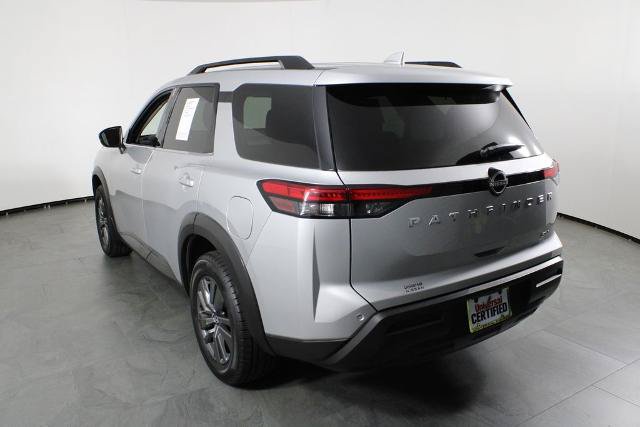 Certified 2023 Nissan Pathfinder SV FWD image 16
