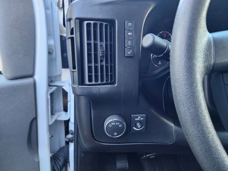 Used 2023 GMC Savana 2500 w/ Driver Convenience Package image 13