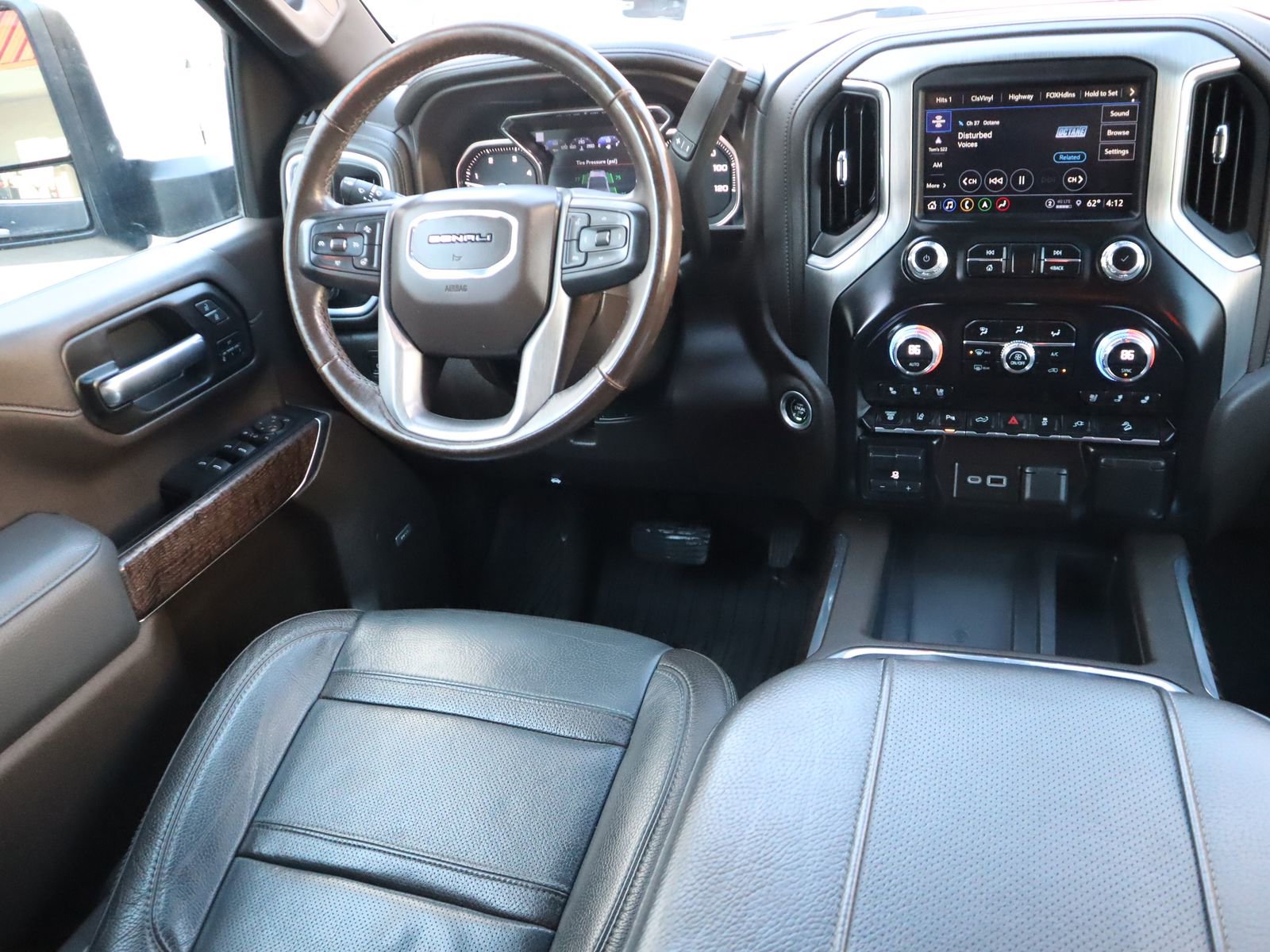 Used 2023 GMC Sierra 2500 Denali image 34