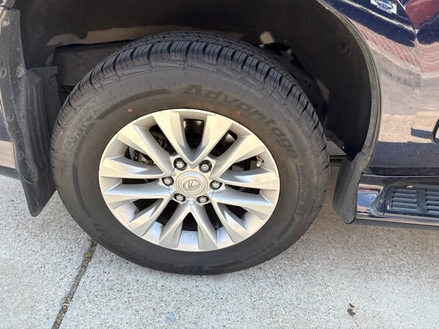 Used 2019 Lexus GX 460 Premium w/ Premium Package AWD/4WD image 10