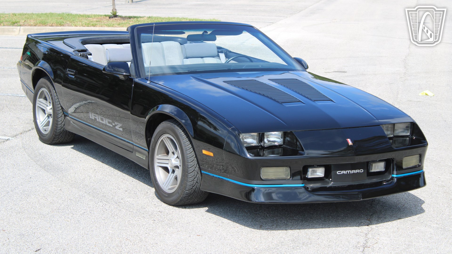Used 1988 Chevrolet Camaro LT RWD image 13