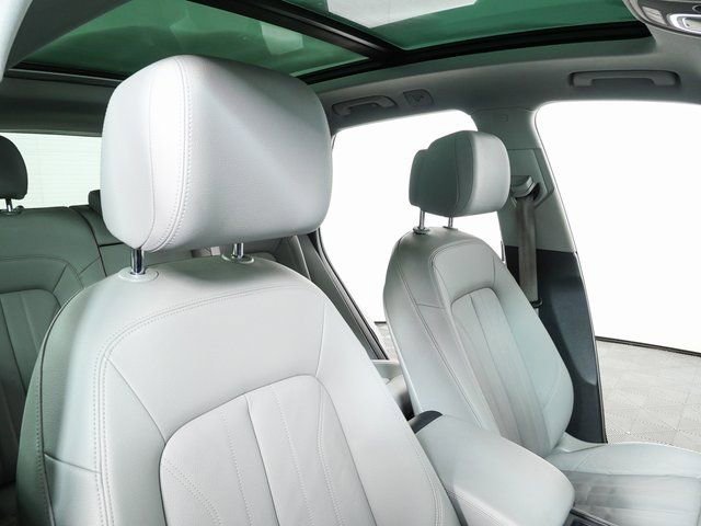 Used 2018 Audi Q5 2.0T Premium Plus w/ Premium Plus Package image 24