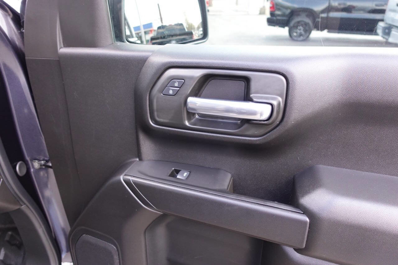 Used 2024 Chevrolet Silverado 1500 W/T w/ WT Fleet Convenience Package AWD/4WD image 31