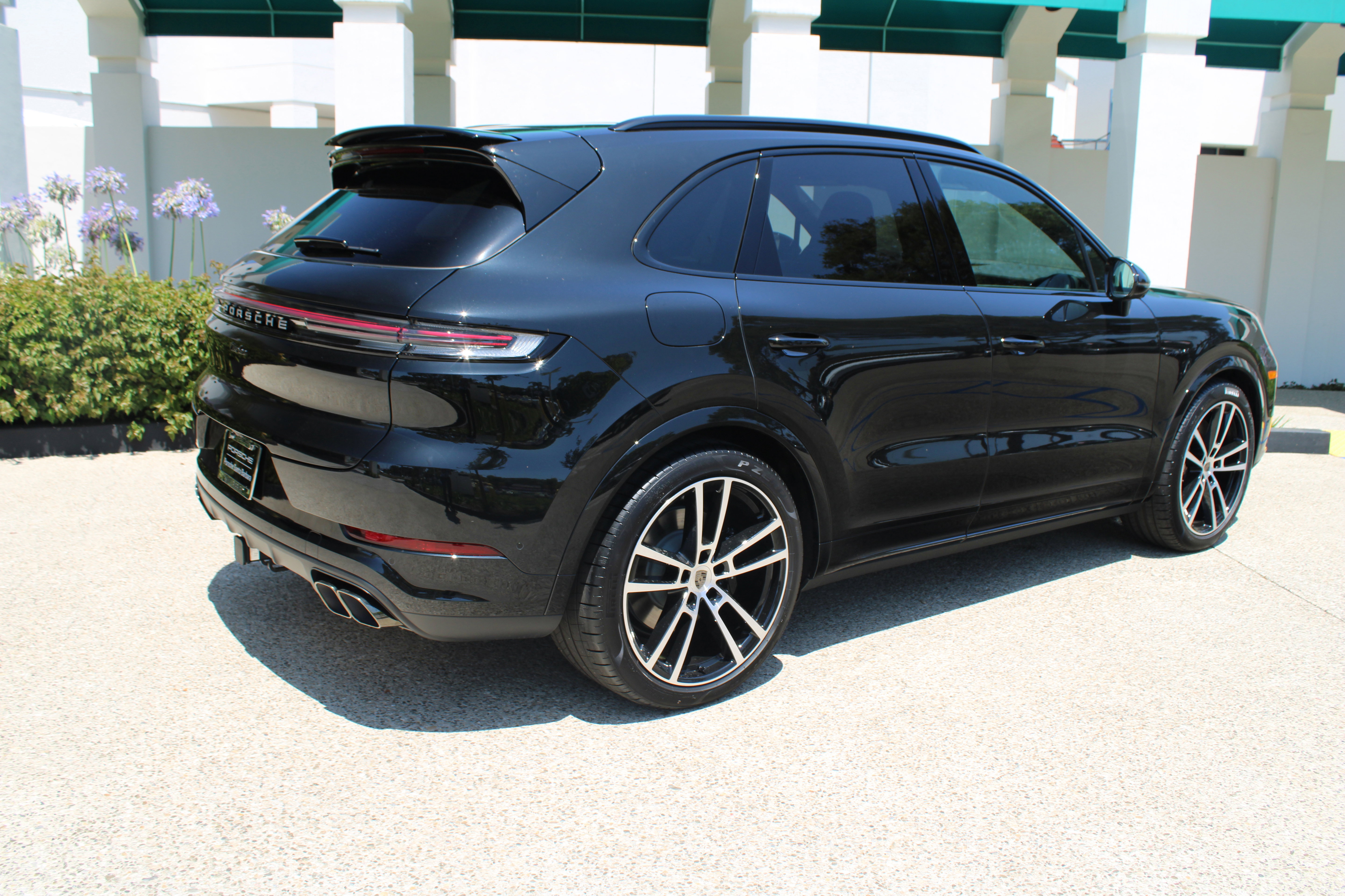 New 2025 Porsche Cayenne Turbo image 7