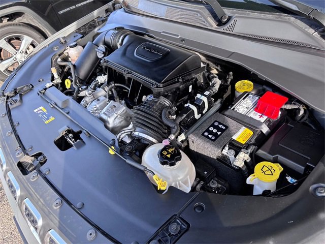 Certified 2024 Jeep Compass Latitude image 29