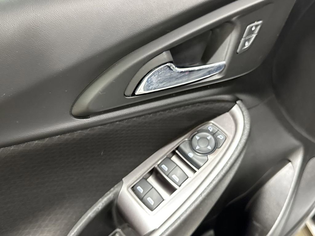 Used 2021 Chevrolet Malibu LS w/ Driver Confidence Package II image 20