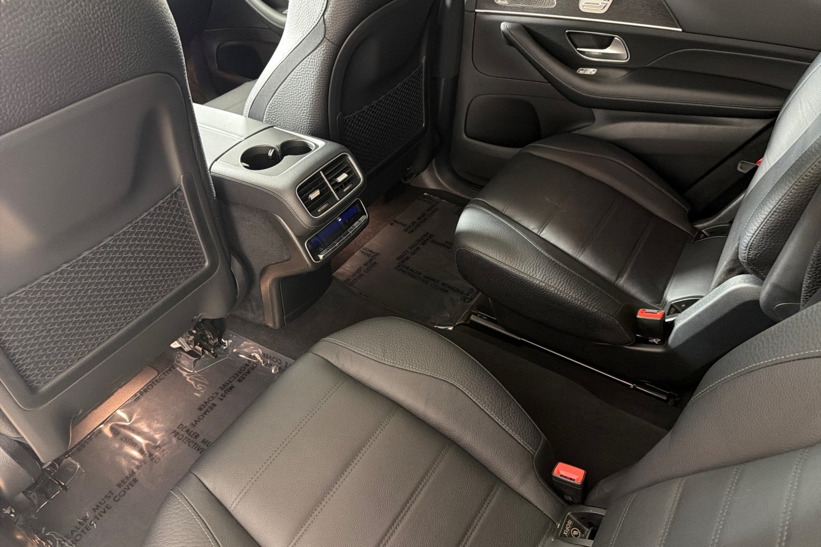 Used 2024 Mercedes-Benz GLS 450 4MATIC image 11
