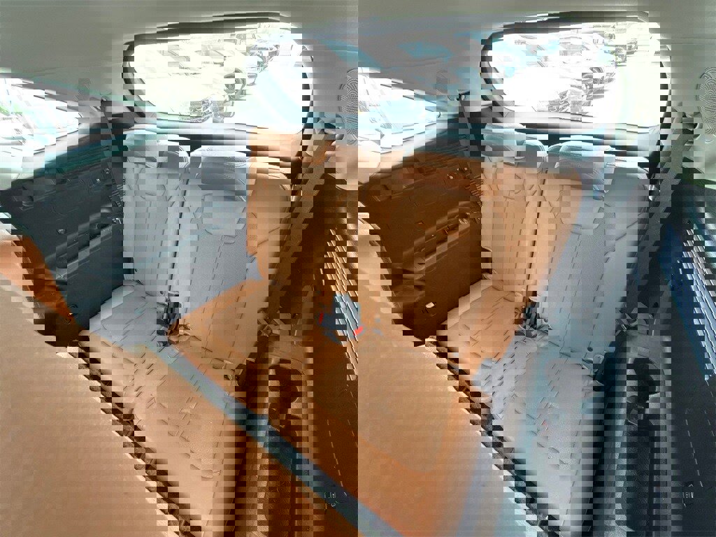 Used 2021 Kia Sorento SX Prestige image 36