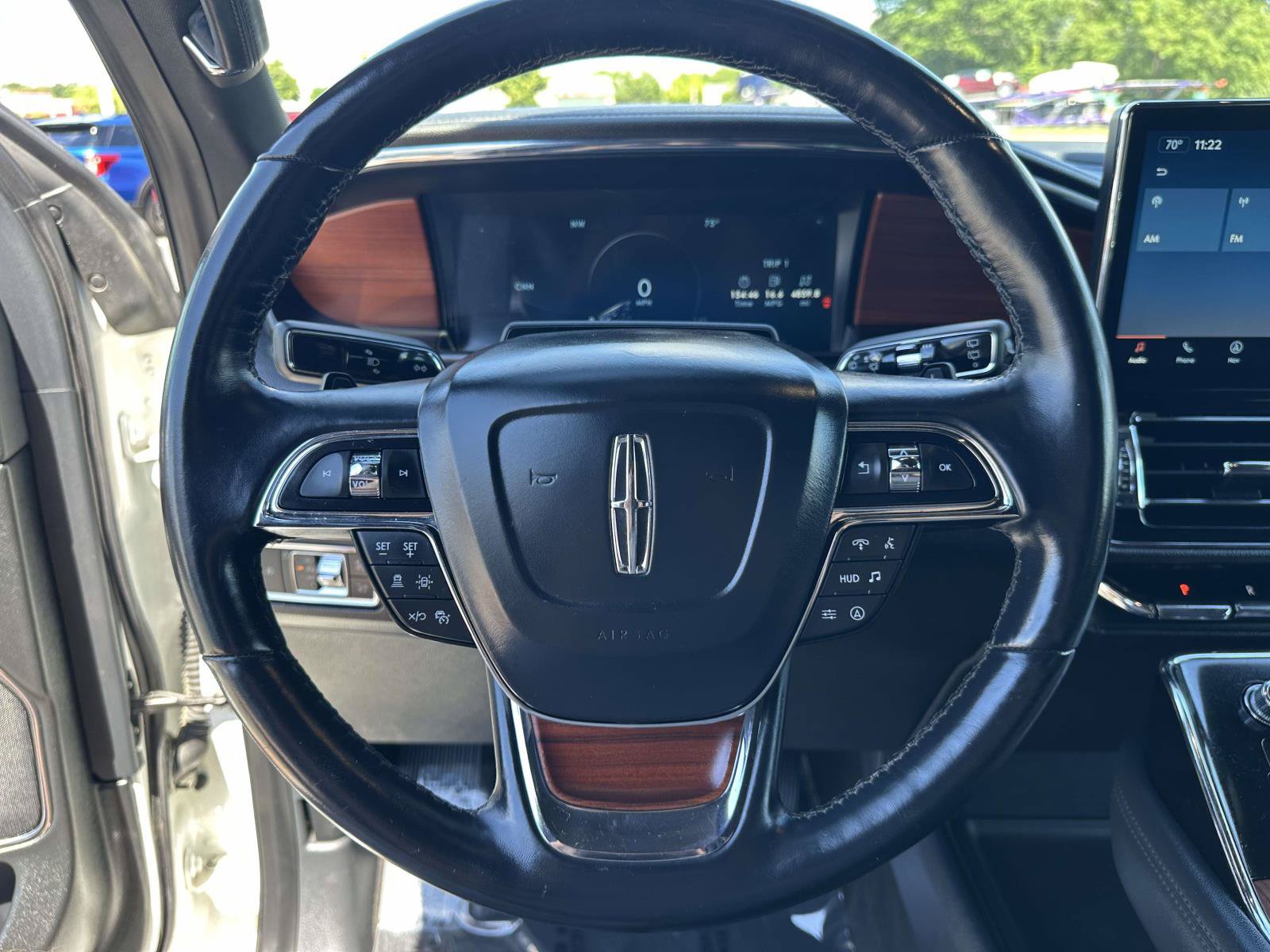 Used 2022 Lincoln Navigator Reserve w/ Monochromatic Package AWD/4WD image 13