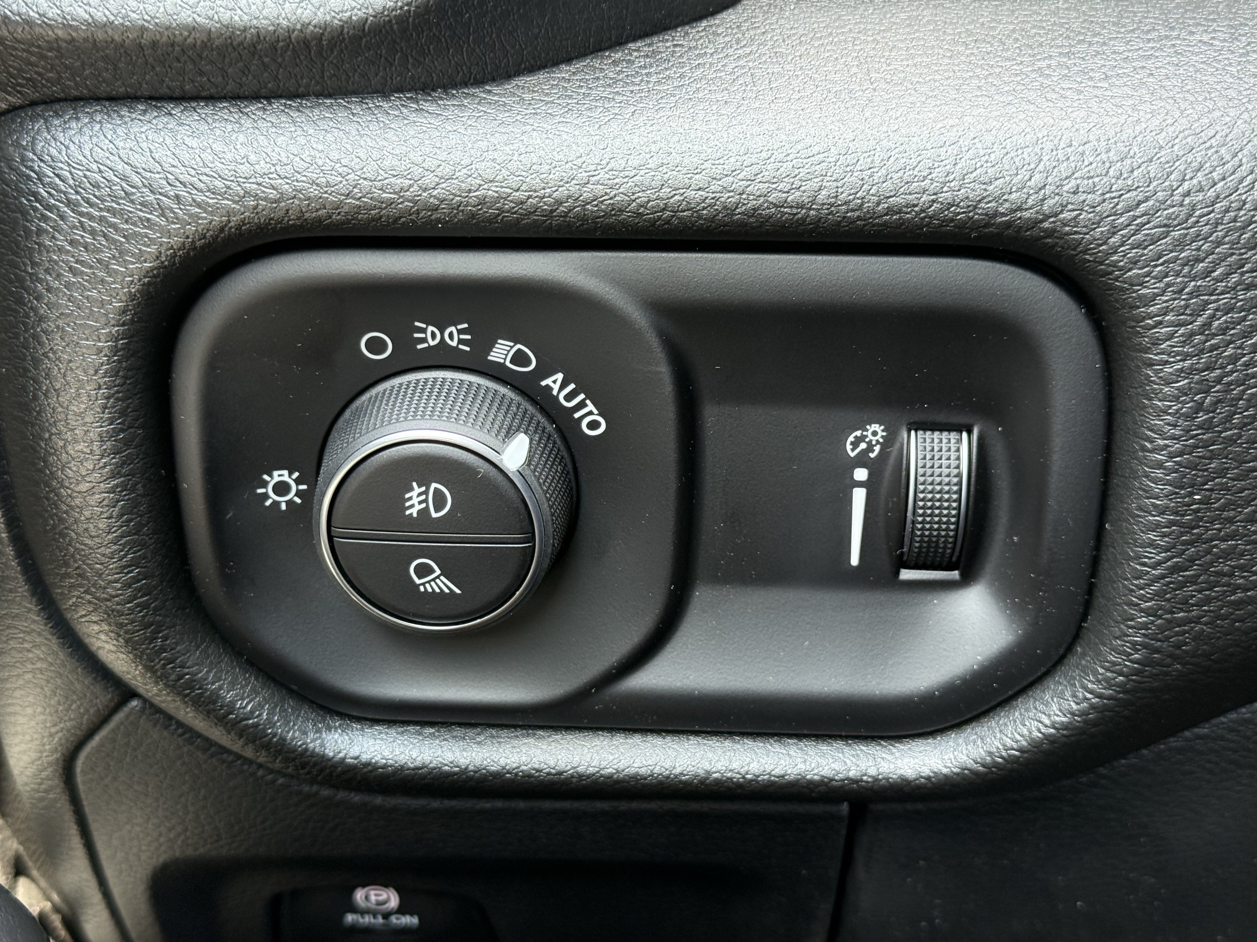 New 2026 RAM 1500 Warlock AWD/4WD image 27