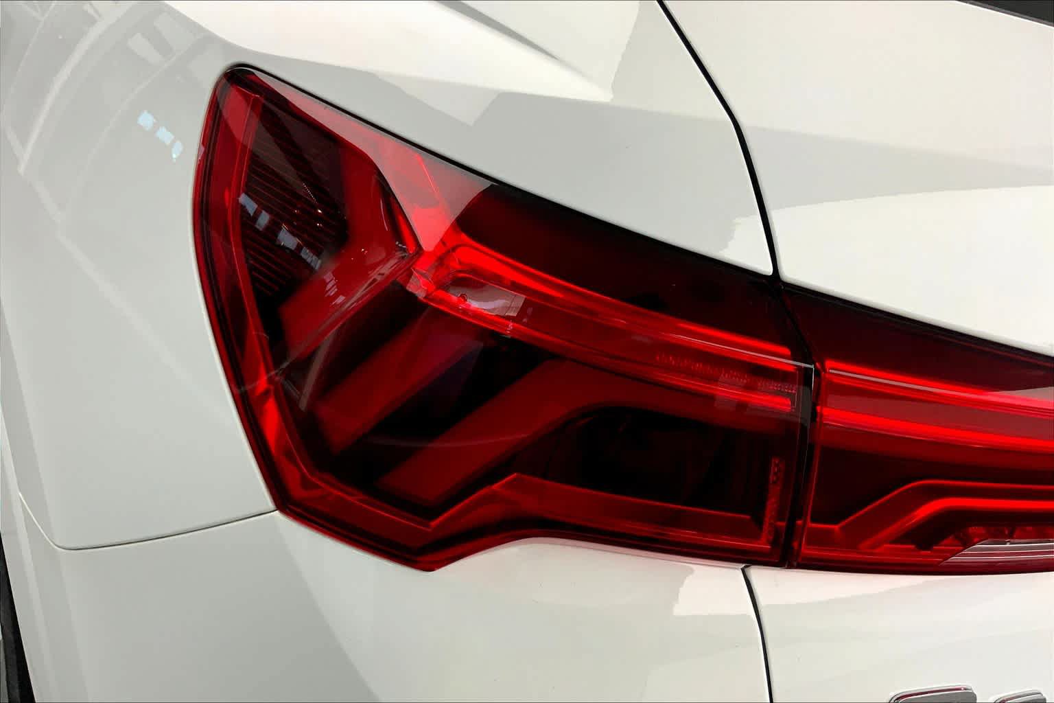 Used 2021 Audi Q3 2.0T Premium w/ Convenience Package AWD/4WD image 28