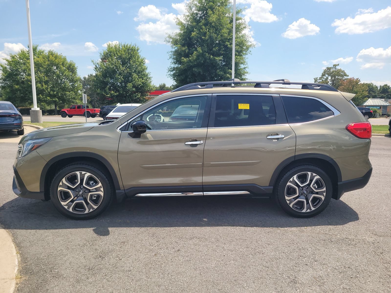 Used 2024 Subaru Ascent Touring AWD/4WD image 6