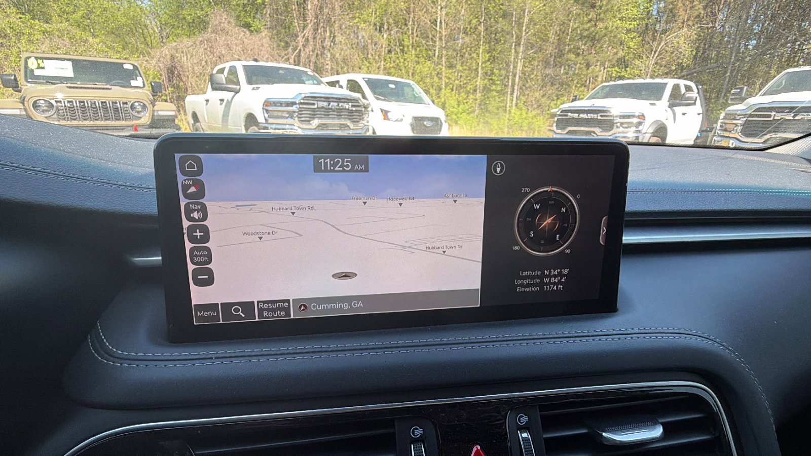 Used 2022 Genesis G70 2.0T image 31