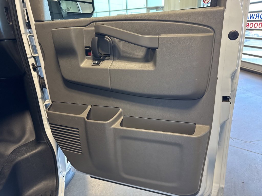 Used 2023 GMC Savana 2500 w/ Driver Convenience Package image 24