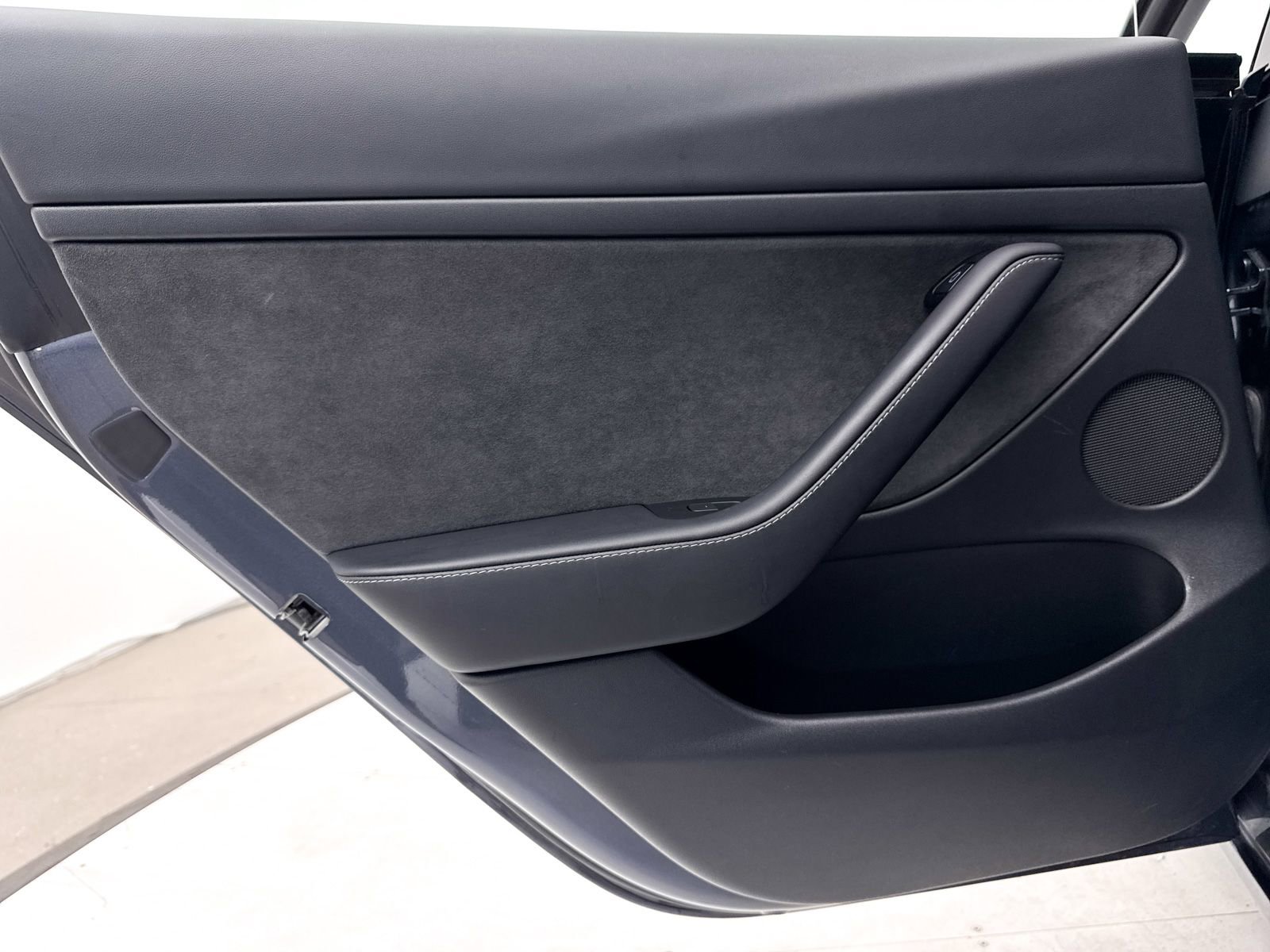 Used 2023 Tesla Model 3 Performance image 33