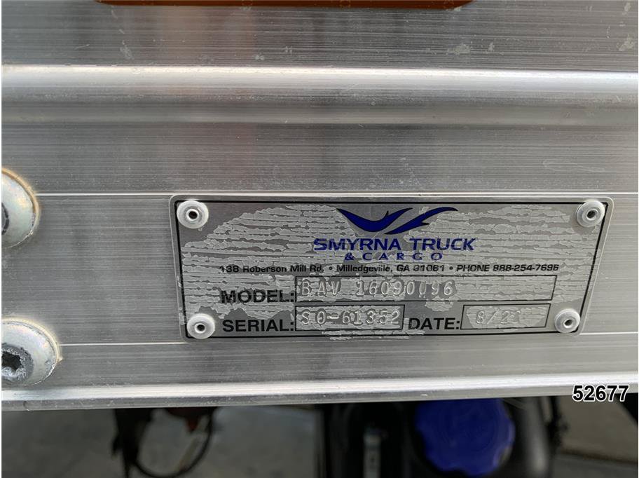 Used 2023 Isuzu NPR RWD image 19