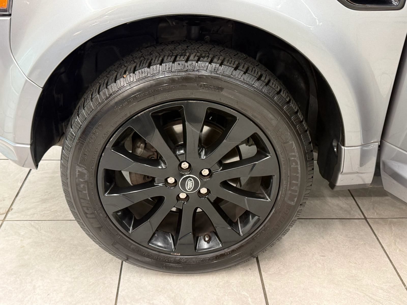 Used 2015 Land Rover LR2 HSE AWD/4WD image 38
