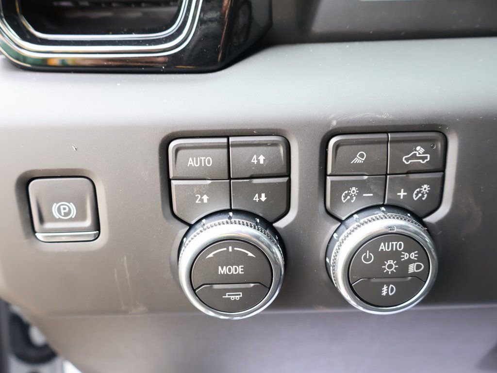 New 2026 GMC Sierra 1500 AT4 w/ AT4 Premium Package image 14