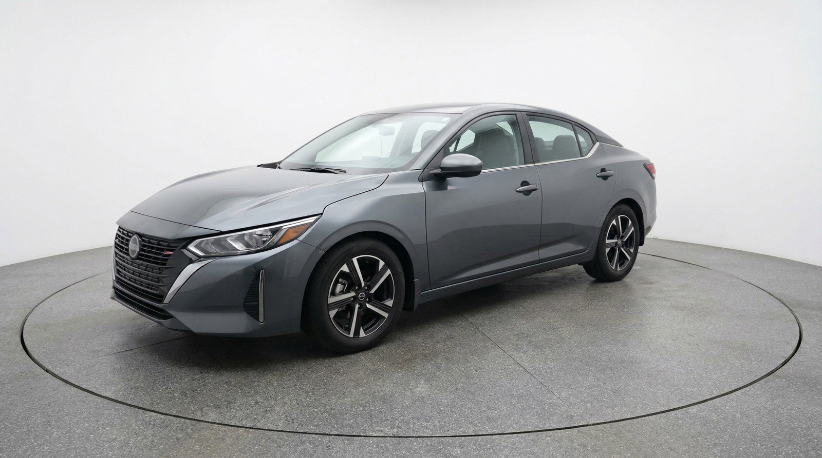 Used 2025 Nissan Sentra SV image 3