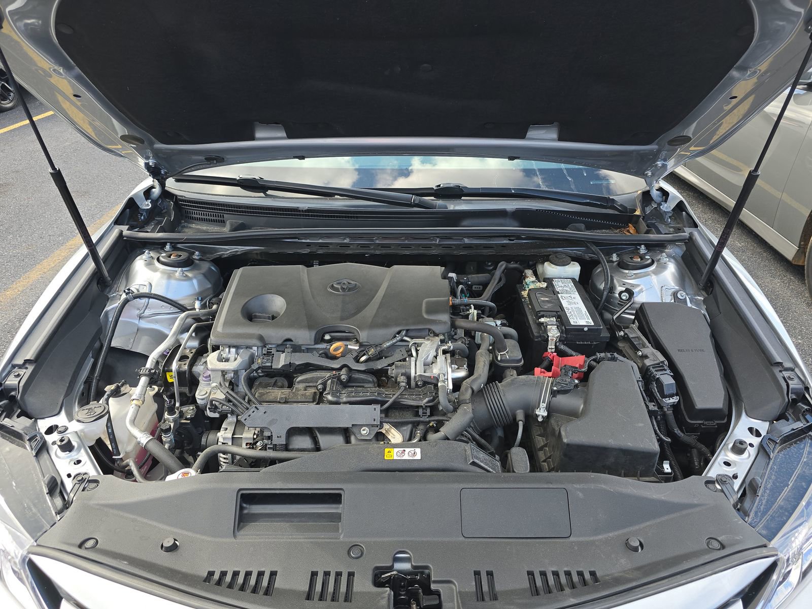 Used 2020 Toyota Camry LE image 22