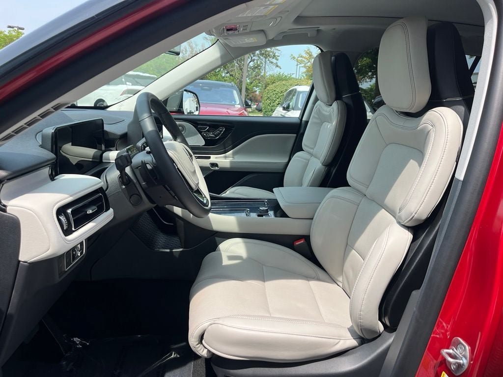 Used 2026 Lincoln Aviator Reserve w/ Luxury Package AWD/4WD image 25