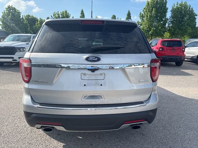 Used 2018 Ford Explorer Limited w/ Equipment Group 301A FWD image 6