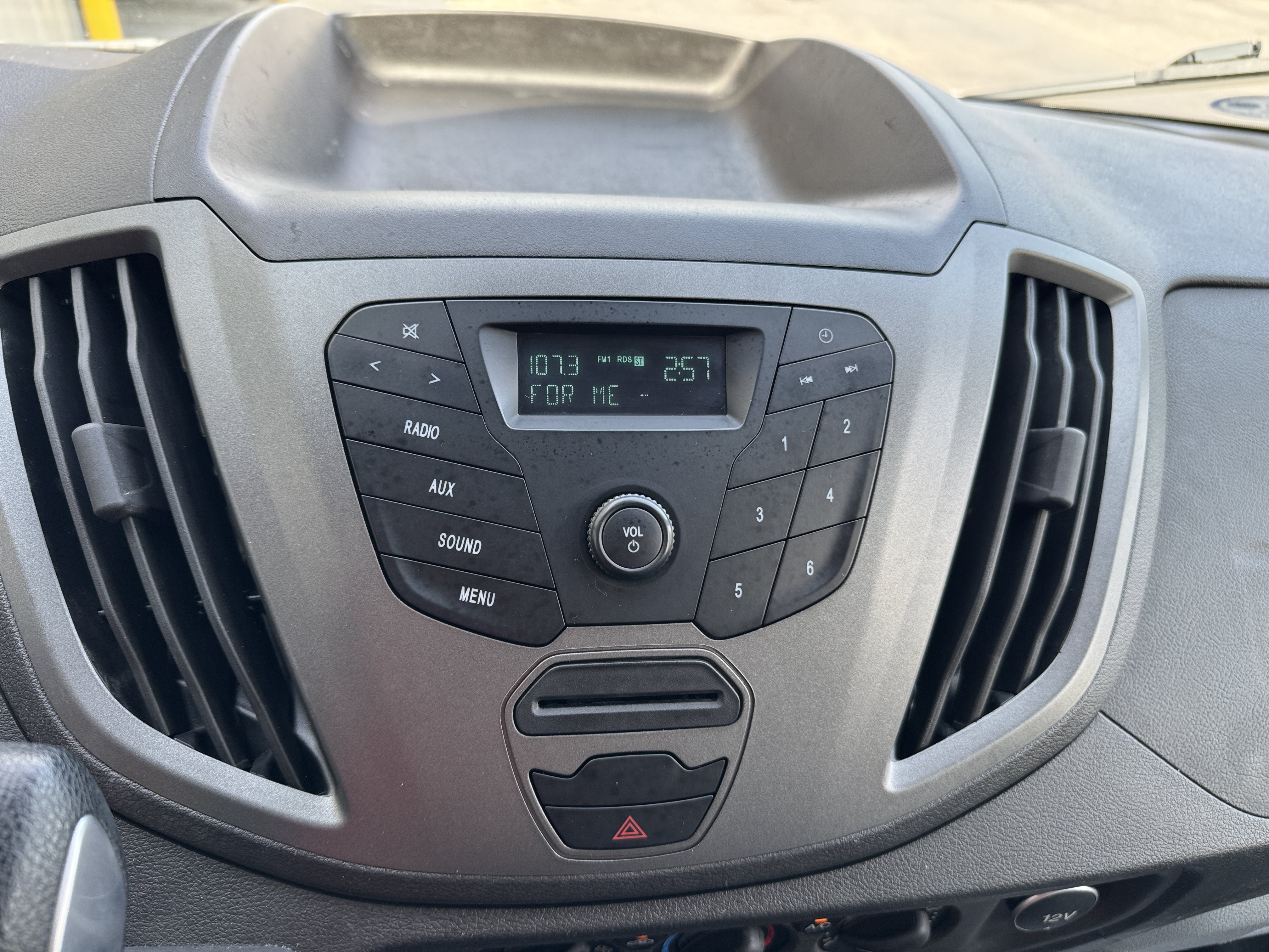 Used 2016 Ford Transit 350 XL RWD image 13