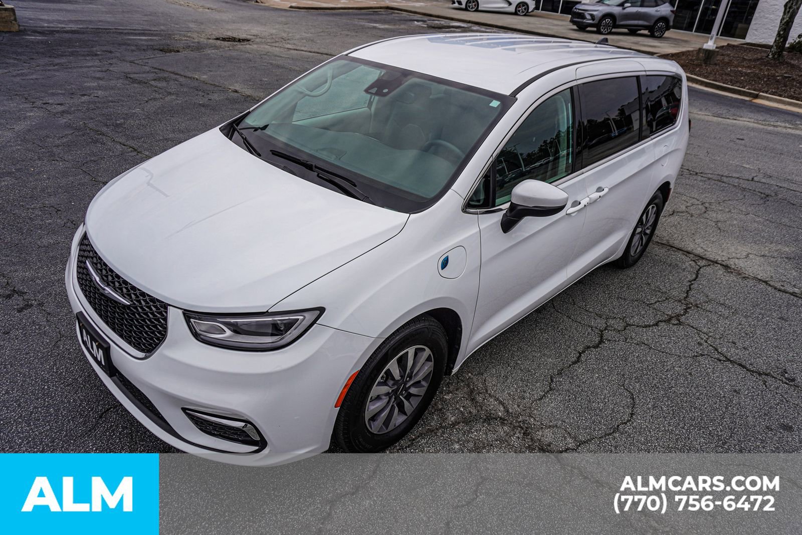 Used 2023 Chrysler Pacifica Touring-L image 20