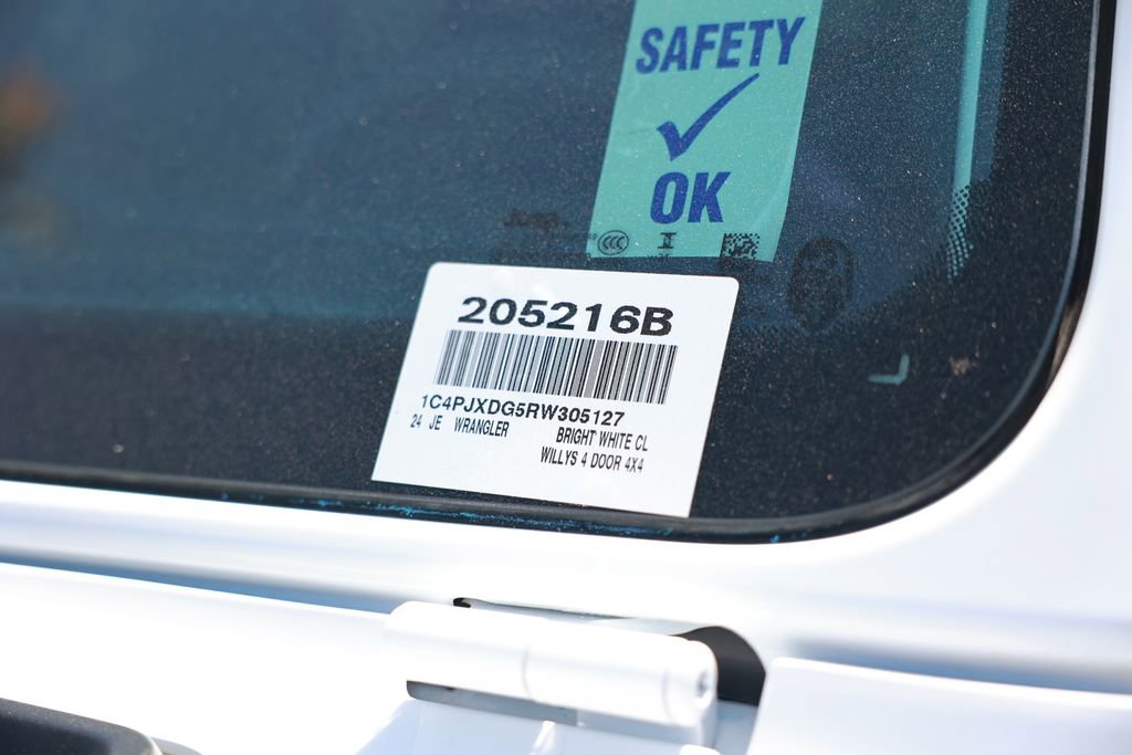 Used 2024 Jeep Wrangler Willys AWD/4WD image 44