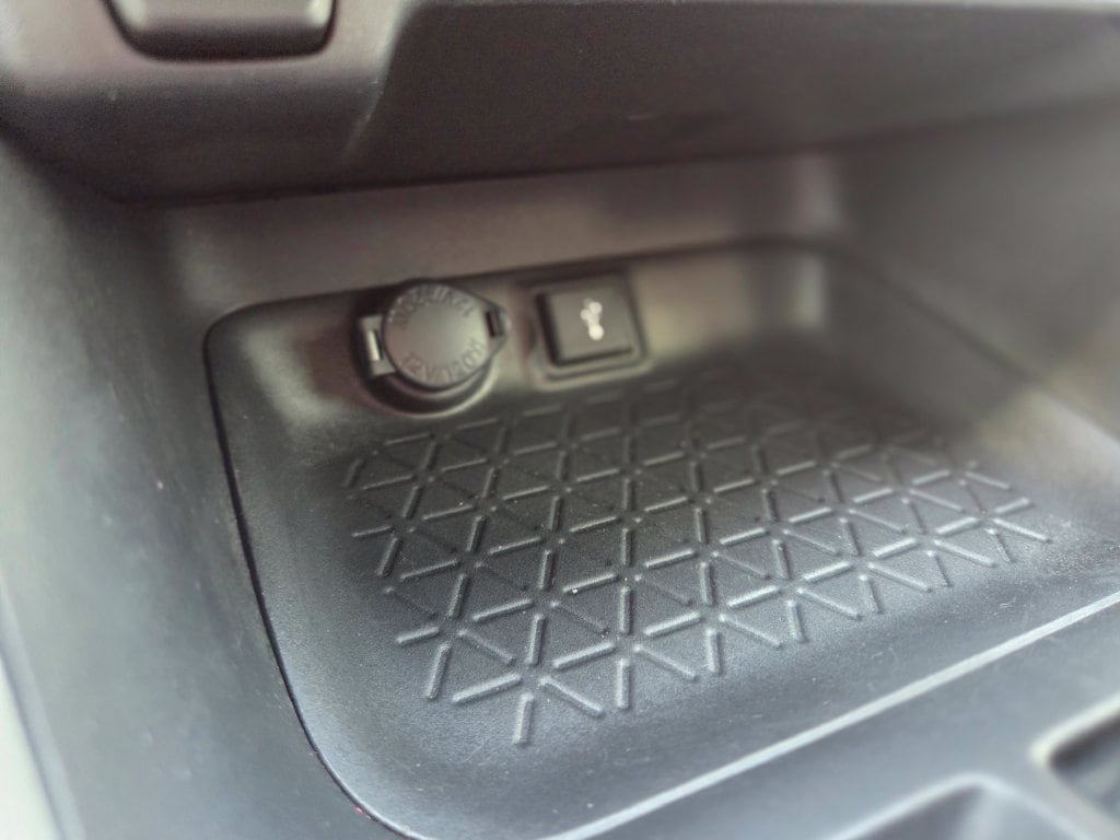 Used 2022 Toyota RAV4 LE FWD image 24
