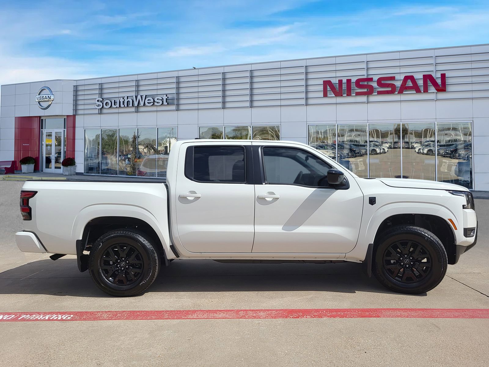 New 2026 Nissan Frontier SV image 5