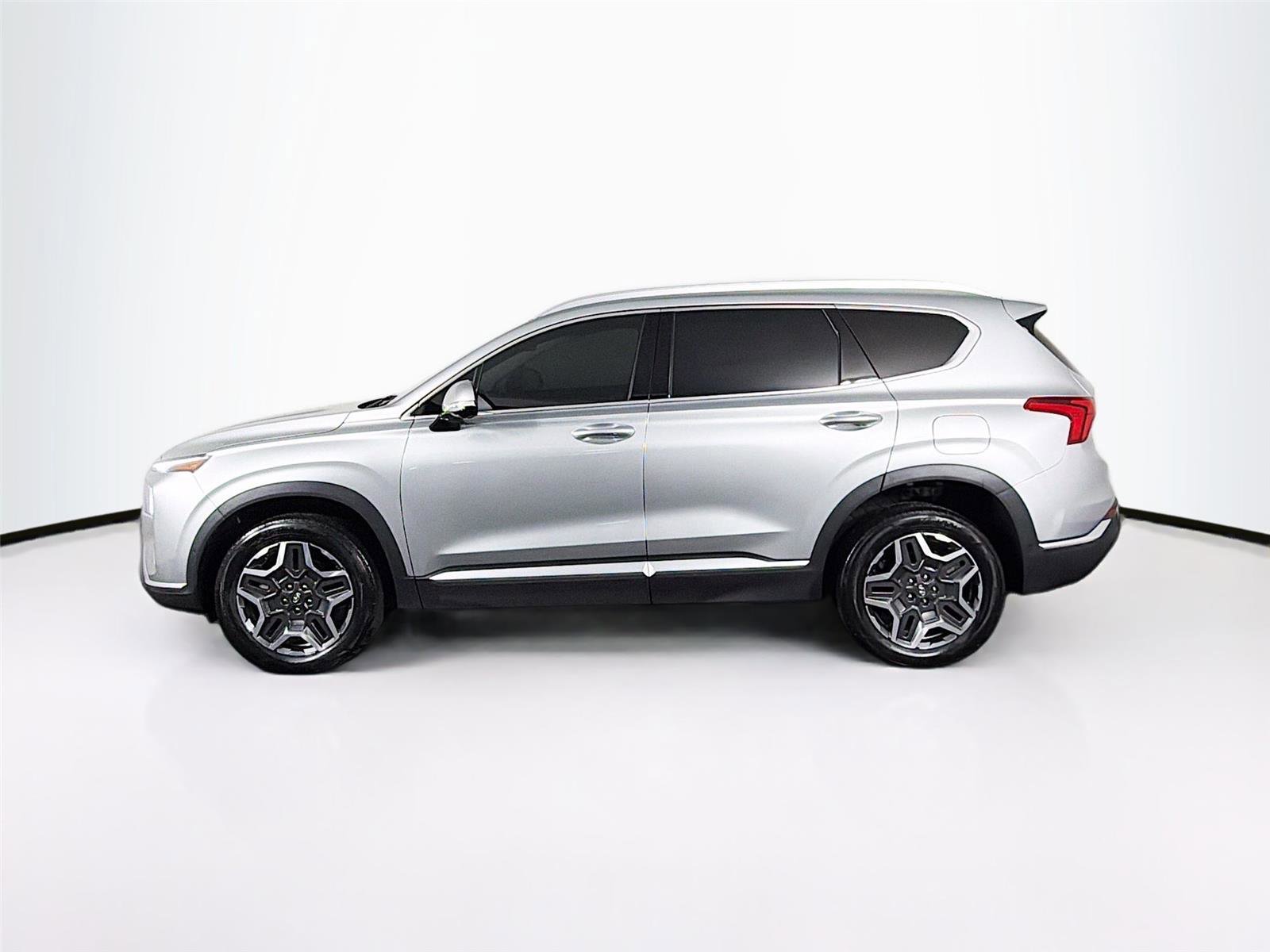 Used 2023 Hyundai Santa Fe Limited AWD/4WD image 4