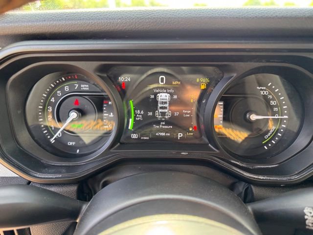 Used 2024 Jeep Wrangler Unlimited AWD/4WD image 14