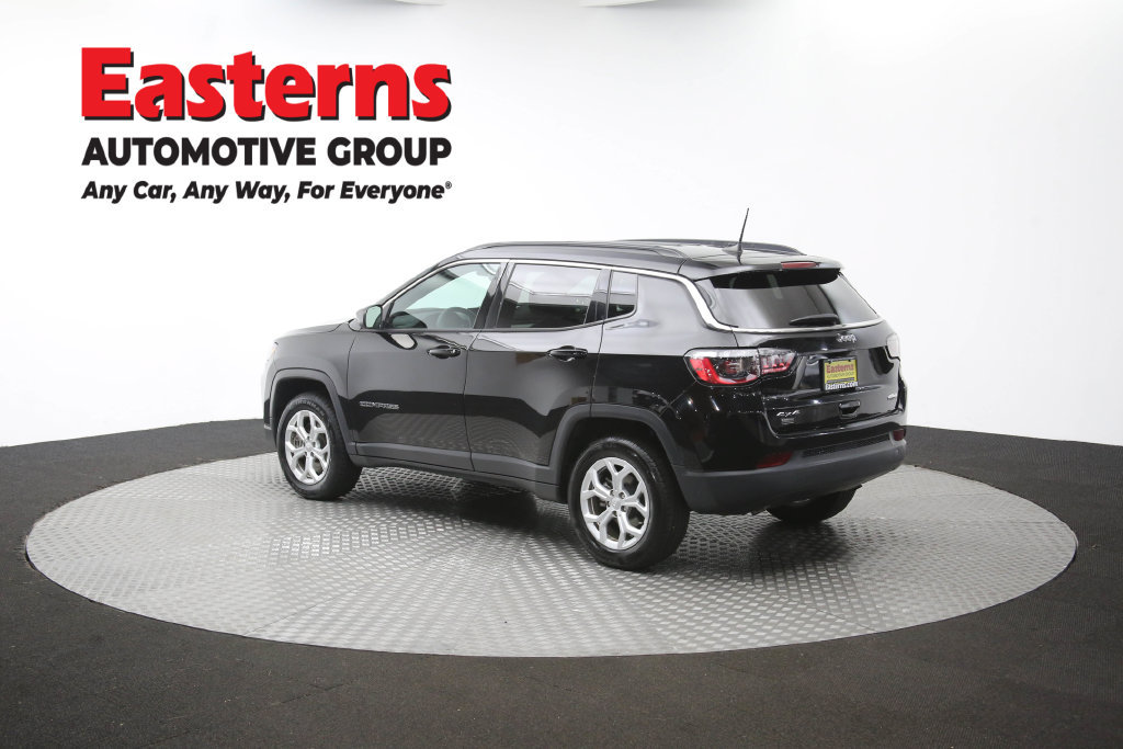 Used 2024 Jeep Compass Latitude AWD/4WD image 65