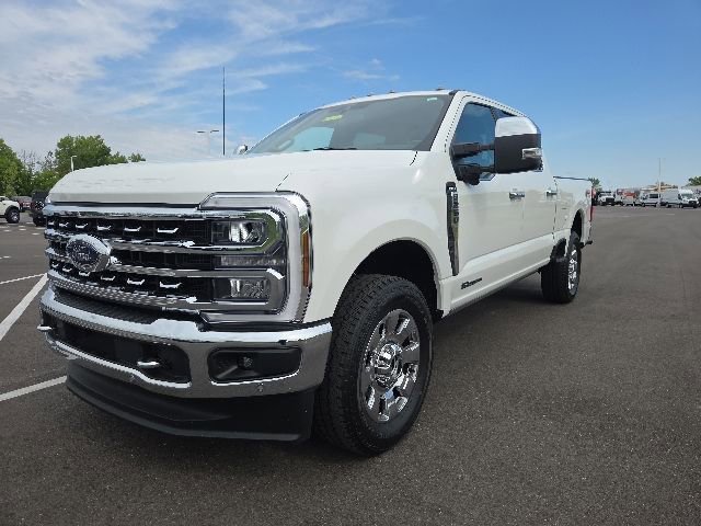 Used 2024 Ford F250 Lariat w/ Lariat Ultimate Package AWD/4WD image 2