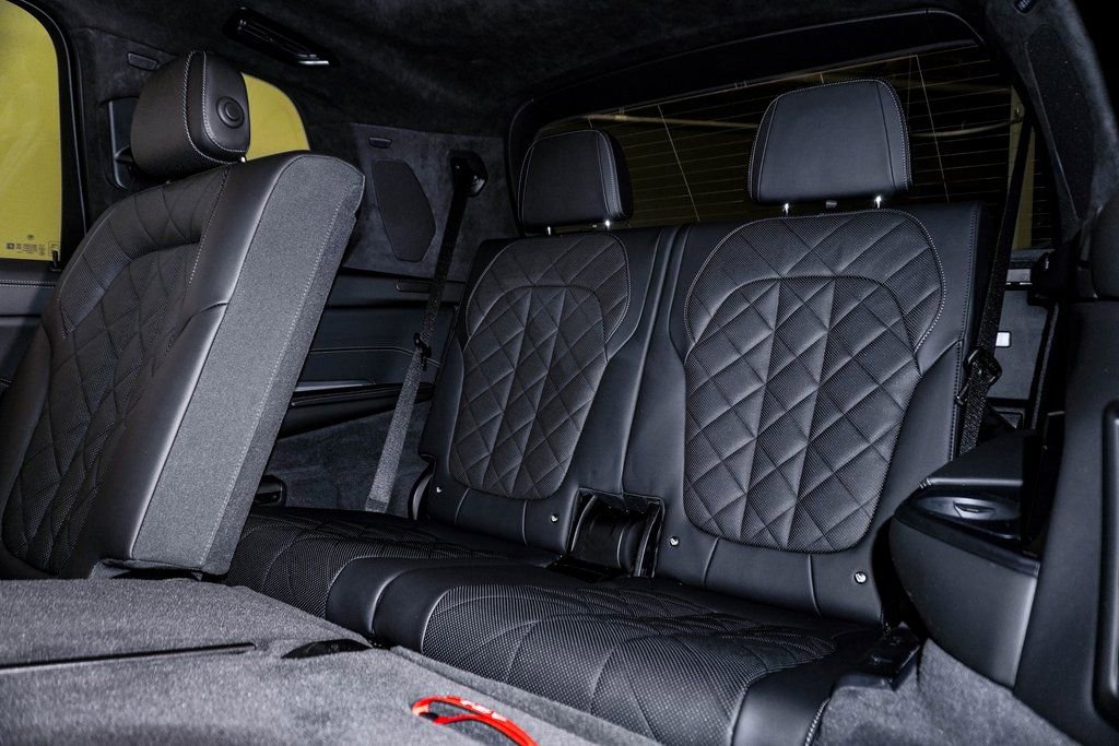 Used 2023 BMW X7 xDrive40i w/ Executive Package image 17