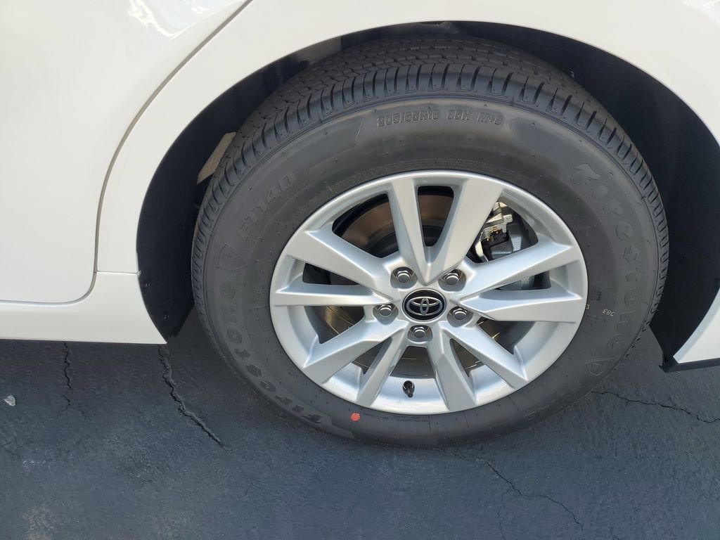 New 2026 Toyota Camry LE image 8