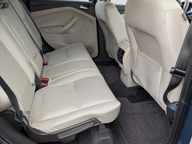 Used 2019 Ford Escape SE image 17