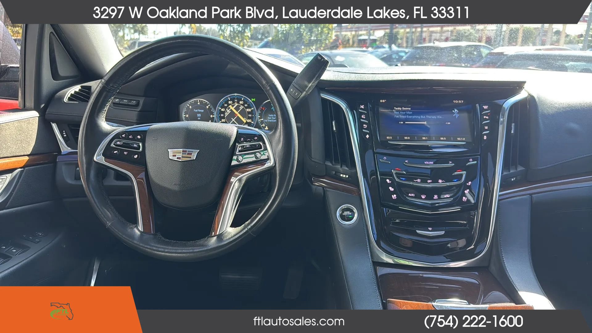 Used 2015 Cadillac Escalade Premium RWD image 41